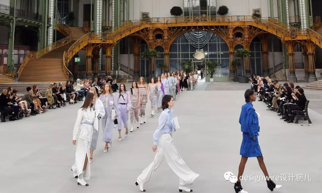 、Prada等全球最新10大秀场设计!AG电玩国际2020 LV、Dior(图32)